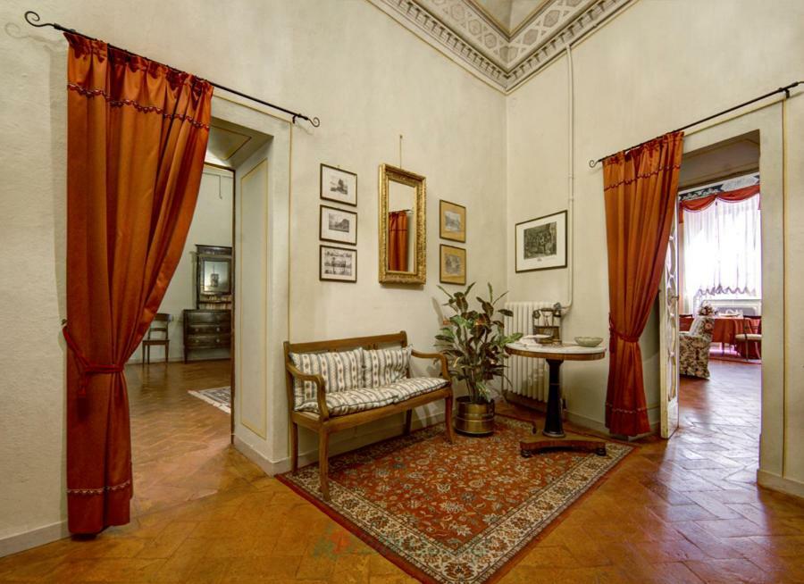 渥尔特拉Residenza Storica Palazzo Ricciarelli别墅 外观 照片