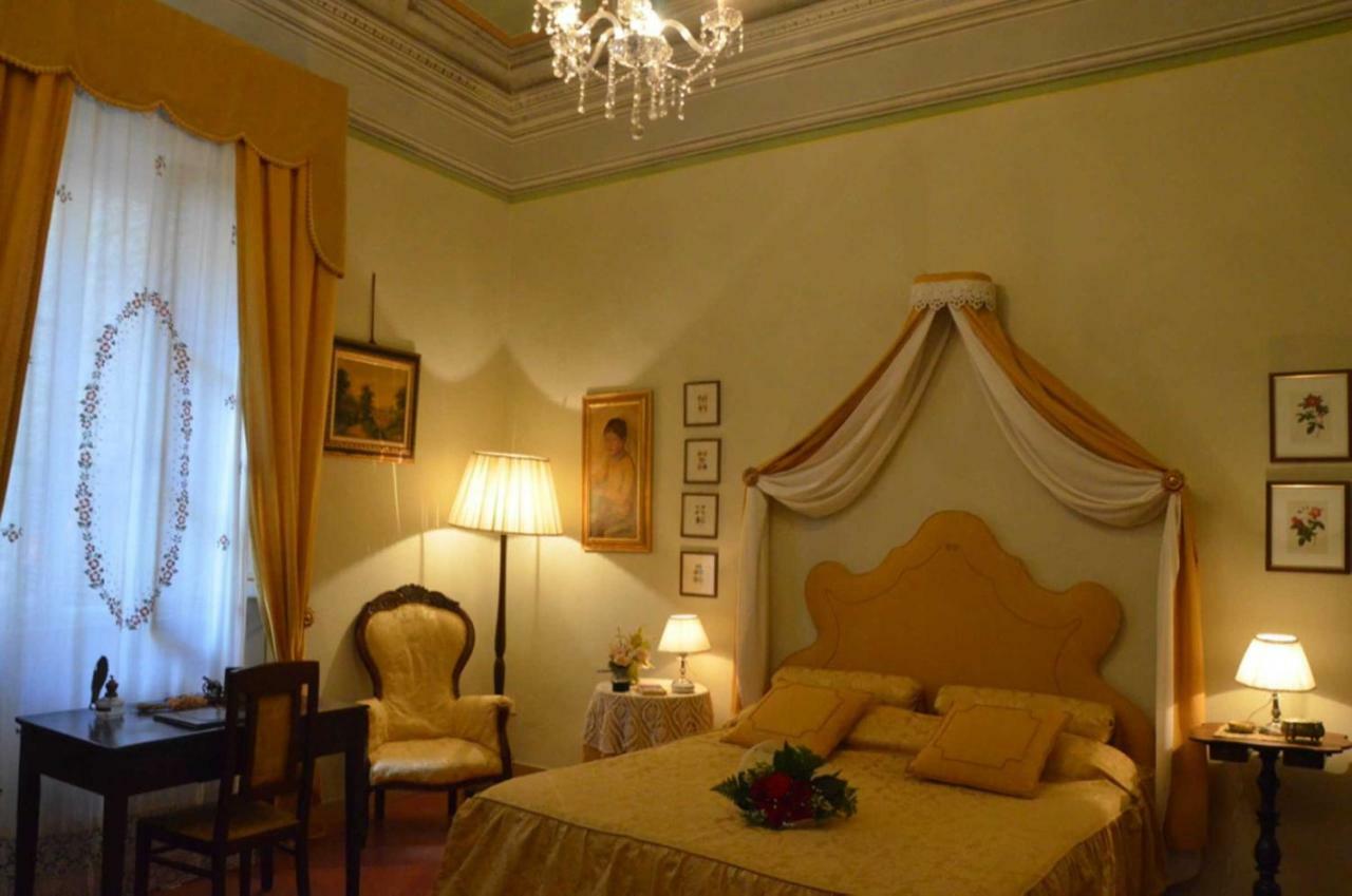 渥尔特拉Residenza Storica Palazzo Ricciarelli别墅 外观 照片